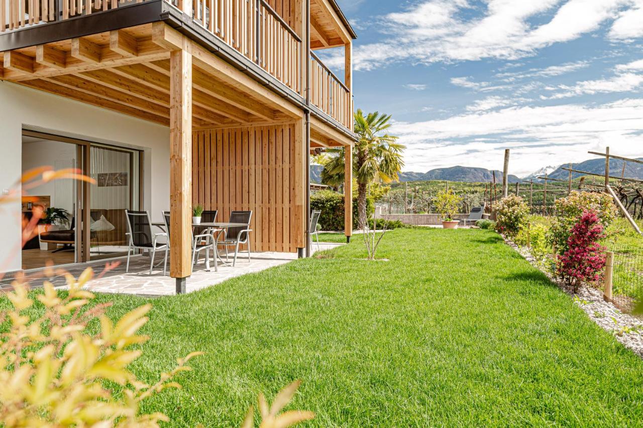 Praelatenhof Wine & Apartments Caldaro Exterior photo
