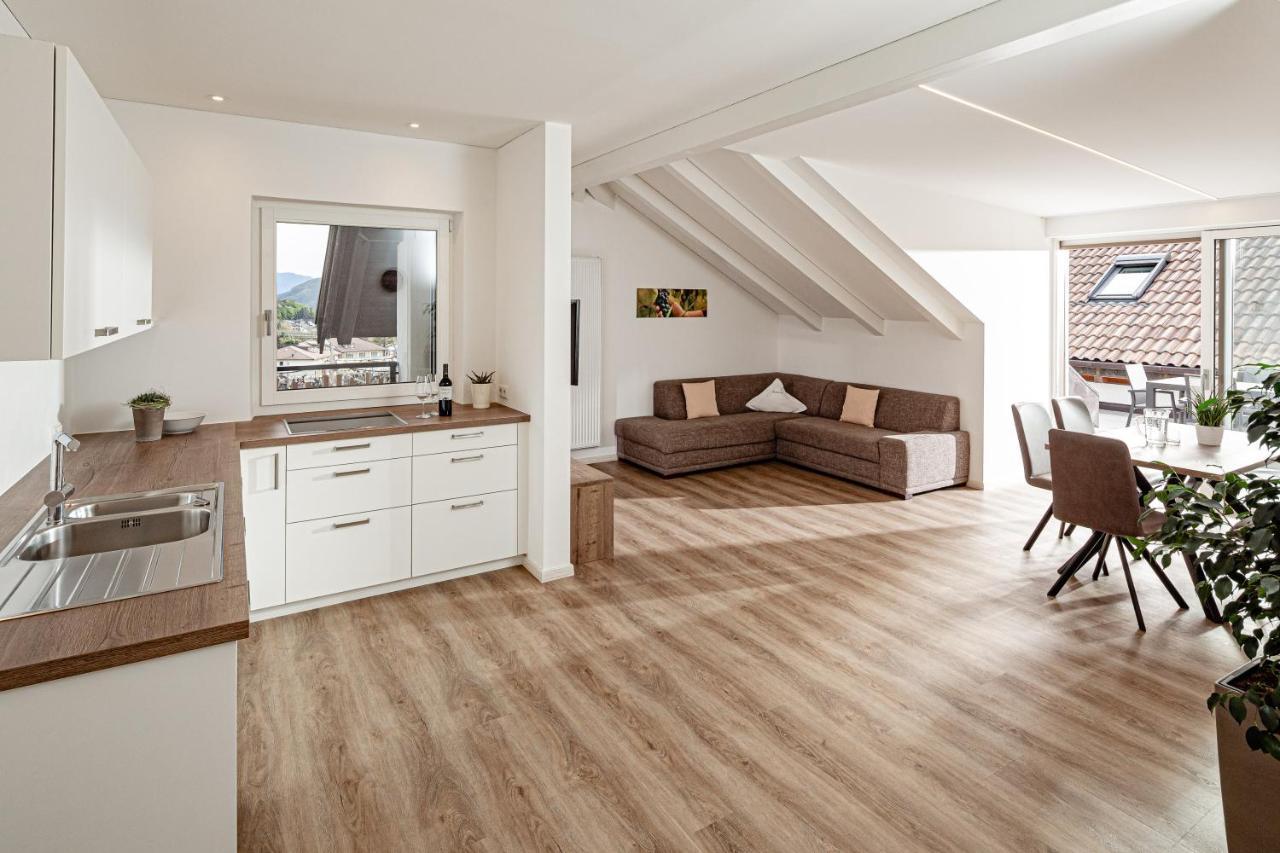 Praelatenhof Wine & Apartments Caldaro Exterior photo